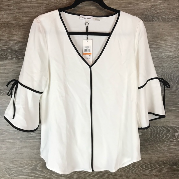 Calvin Klein Contrast Trim Elbow Sleeve top NWT - Picture 3 of 8